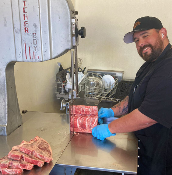 Cutting Ribeye